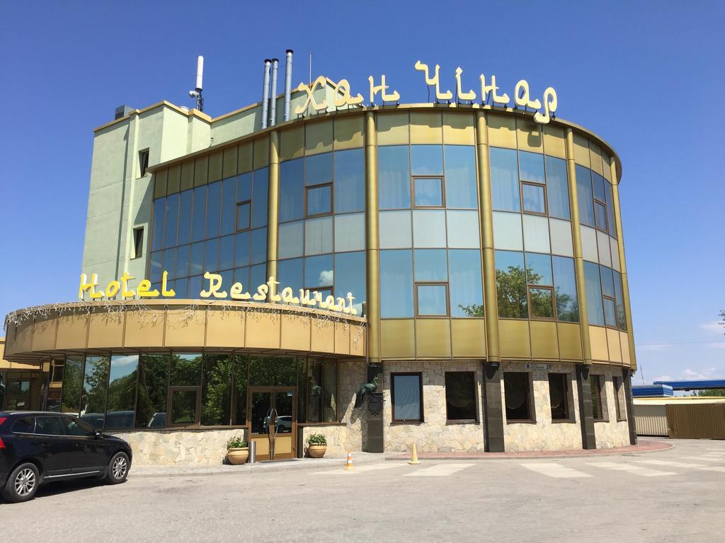 Khan-Chinar Hotel Dnipro Exterior photo